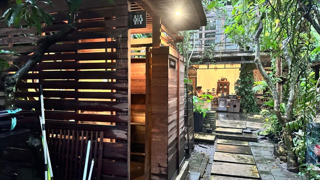 Keputusan kecil café hijau yang mengajarkan konsumsi bijak bagi pengunjungnya.