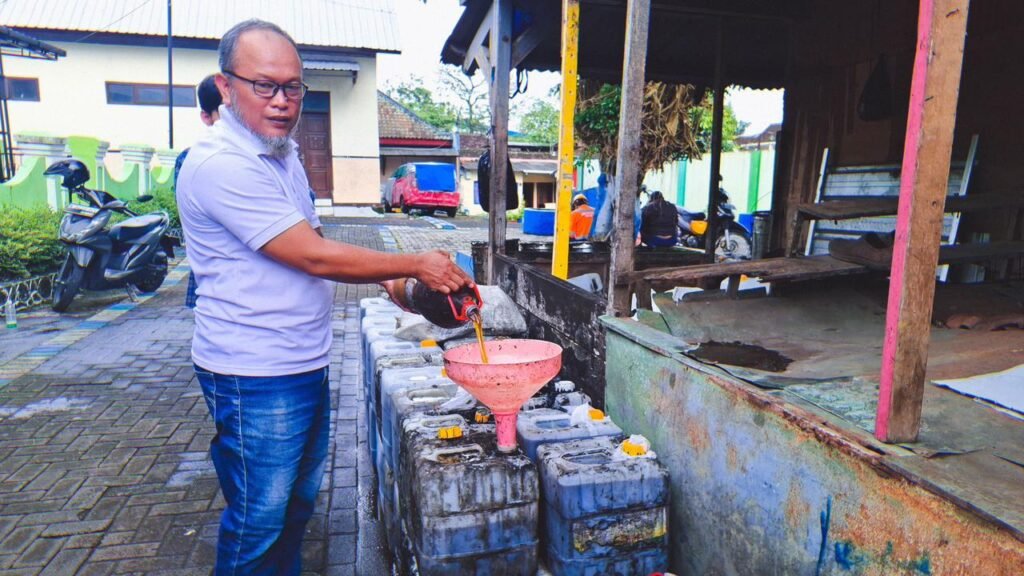 pemisahan ampas minyak oleh palim