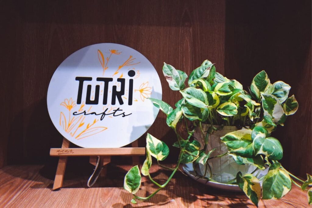 Tutri Crafts di Pameran Beatiful Intr(ust)ash di Titik Koma Buring, Kota Malang.