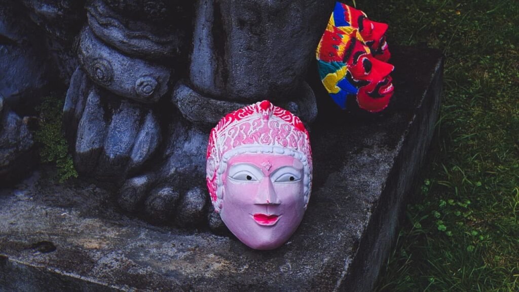 Topeng Malangan dari Limbah Bubur Kertas di Museum Singhasari