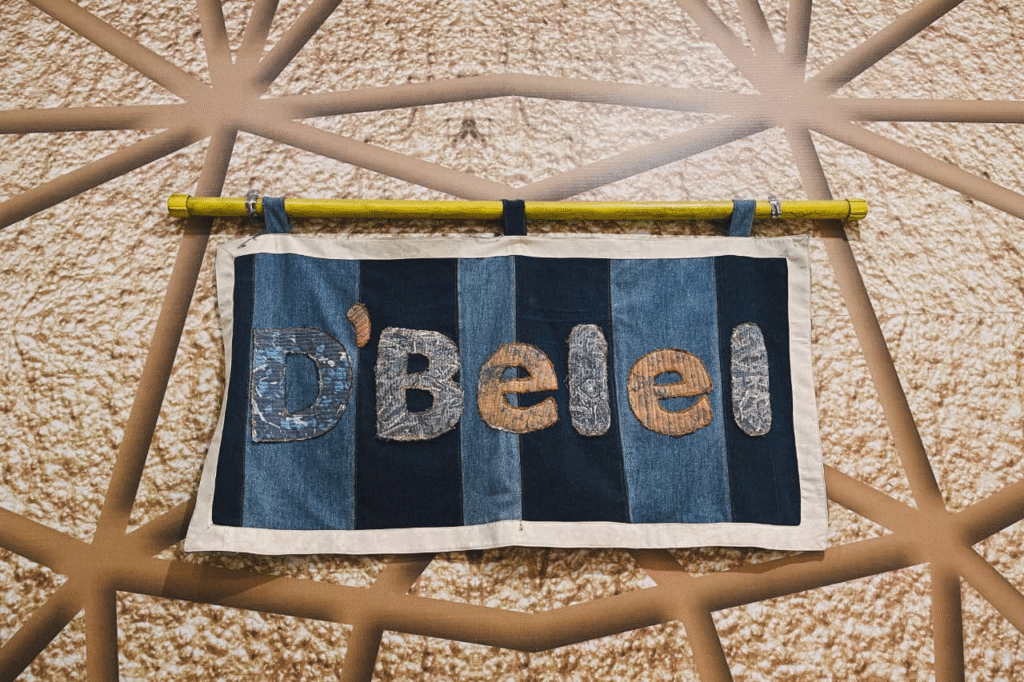 D'Belel yang ubah jeans usang jadi karya bernilai ekonomi