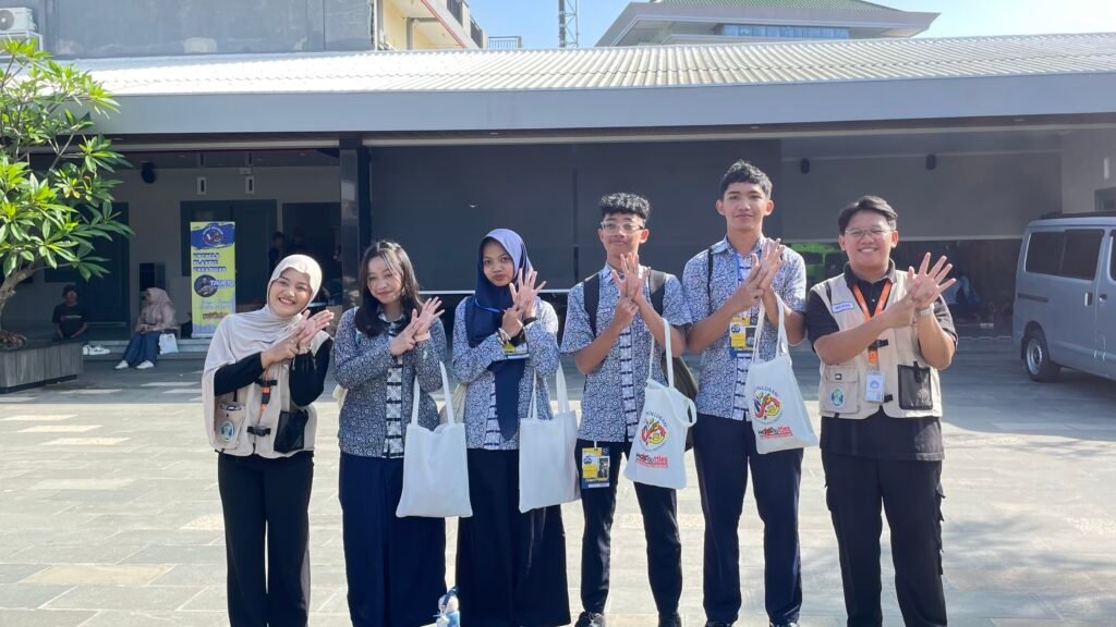 Sarwo Migunani Pelatihan HotBottles company