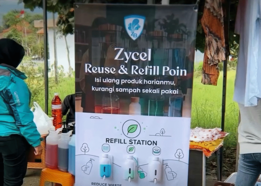 Refill Station oleh Unit 9 Zona Bening
