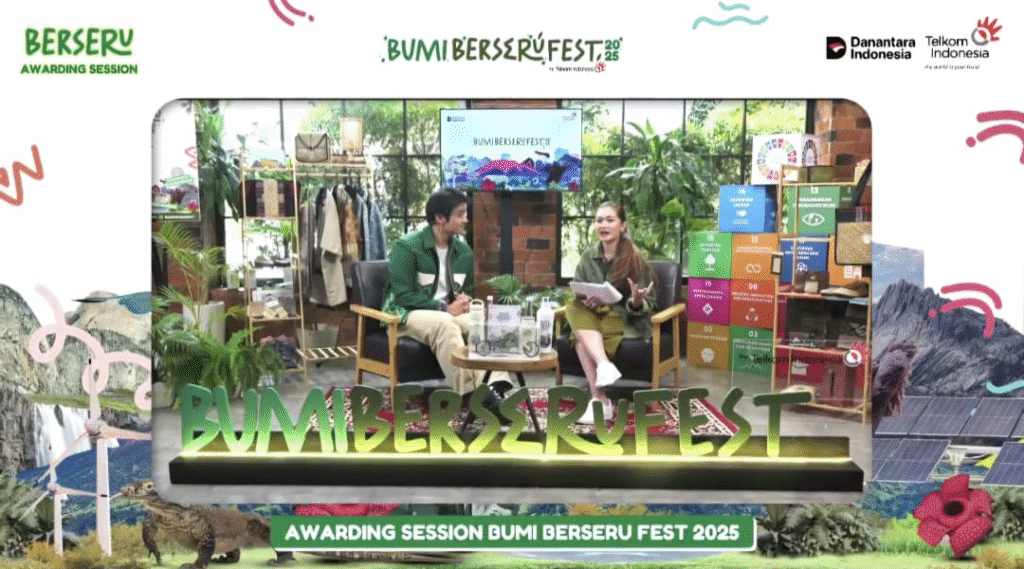 Jerhemy Owen dan Fahrein Rachel Latsha dalam Talkshow Telkom Sustainability